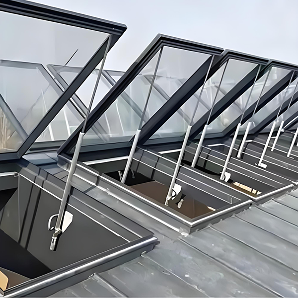 消防和田排烟窗