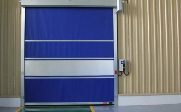 和田选择快速卷帘门时的注意事项